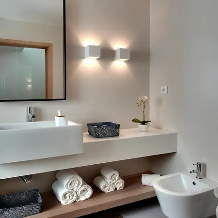 Casa Indigo- Perfect Location & Sea View By Dreamvillasalbufeira בית נופש